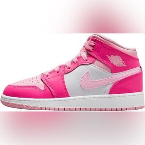 Jordan 1 Mid Fierce Pink